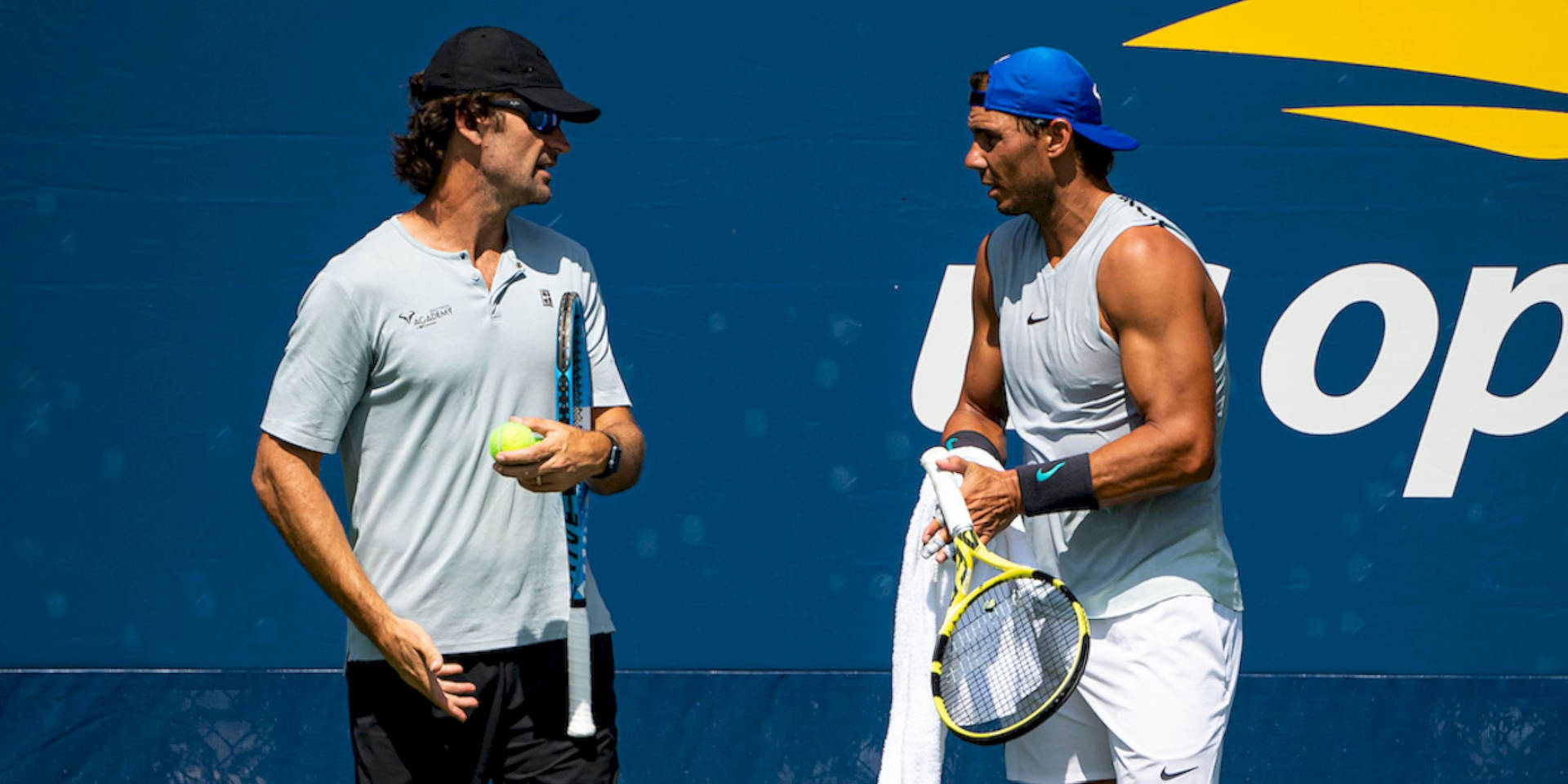 Carlos Moya og Nadal snakker Wallpaper