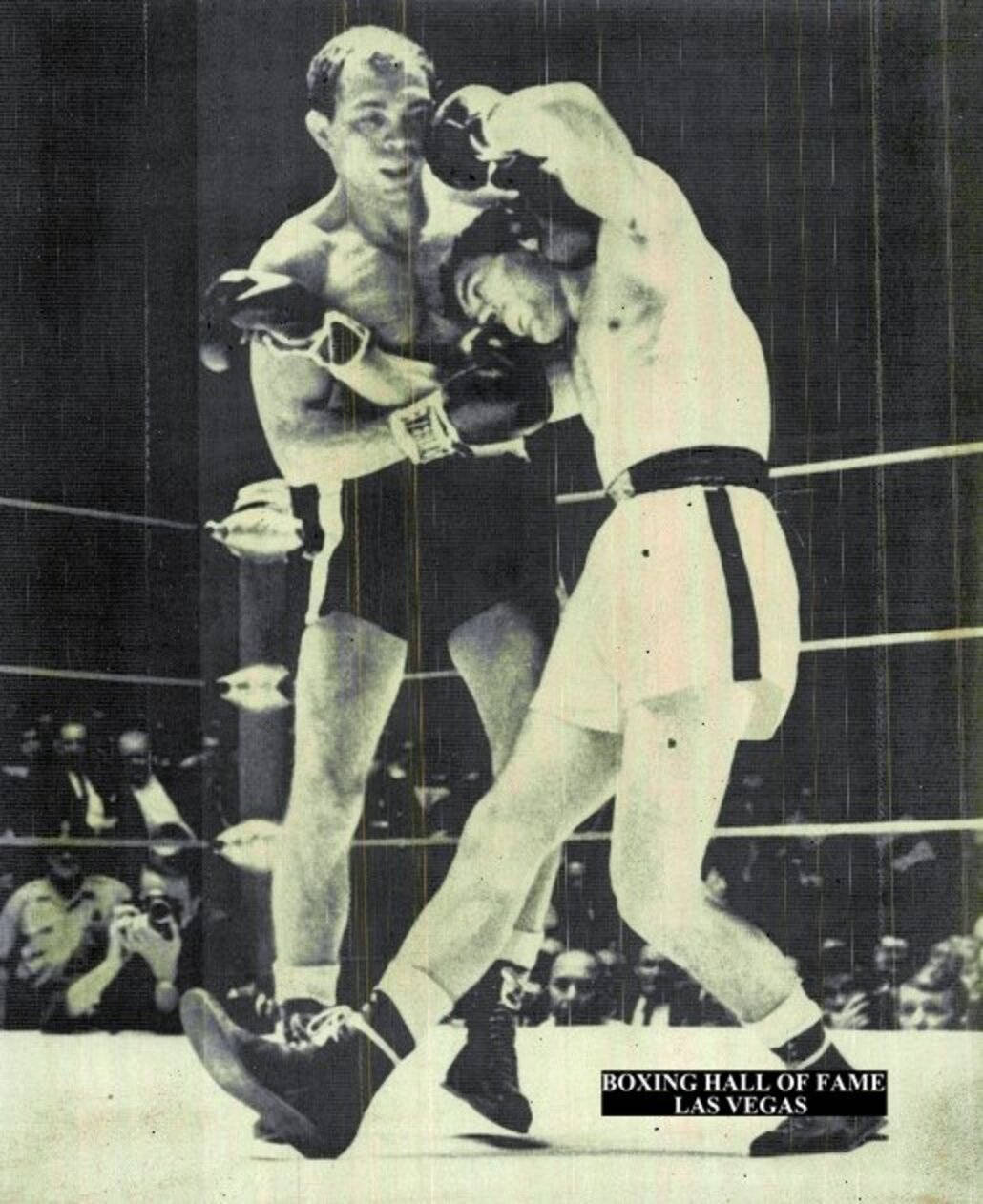 Carlos Ortiz på boksering med Johnny Bizzaro tapet. Wallpaper