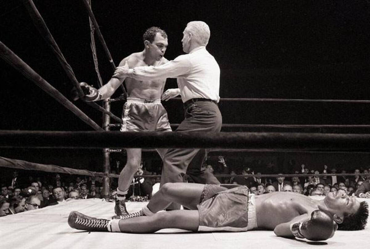 Carlos Ortiz med KO Gabriel Elorde ved 1962 World Featherweight Wallpaper