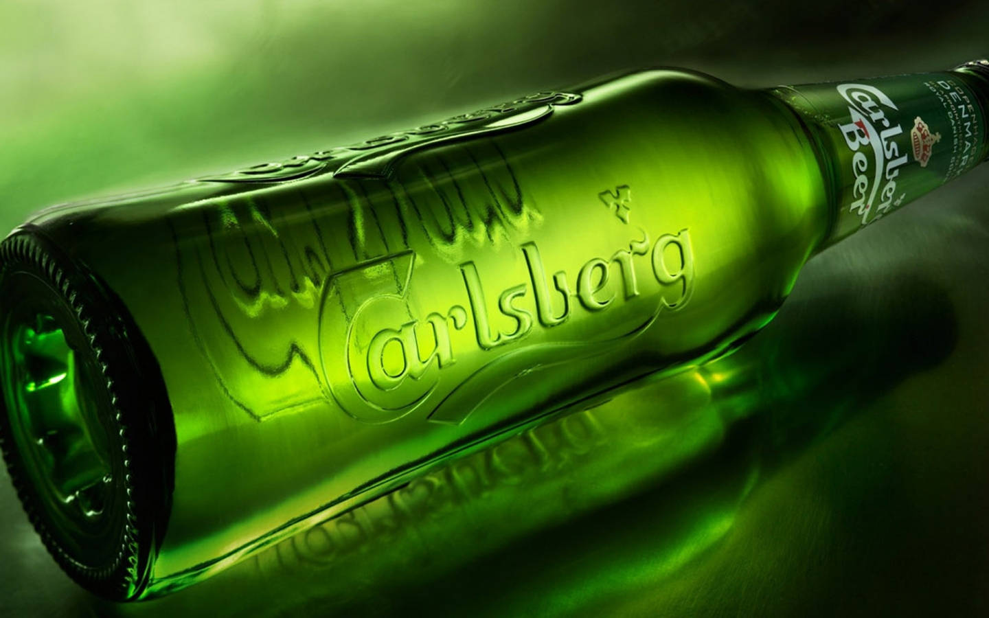 Carlsberg øl alkoholisk drikflaske design tapet Wallpaper