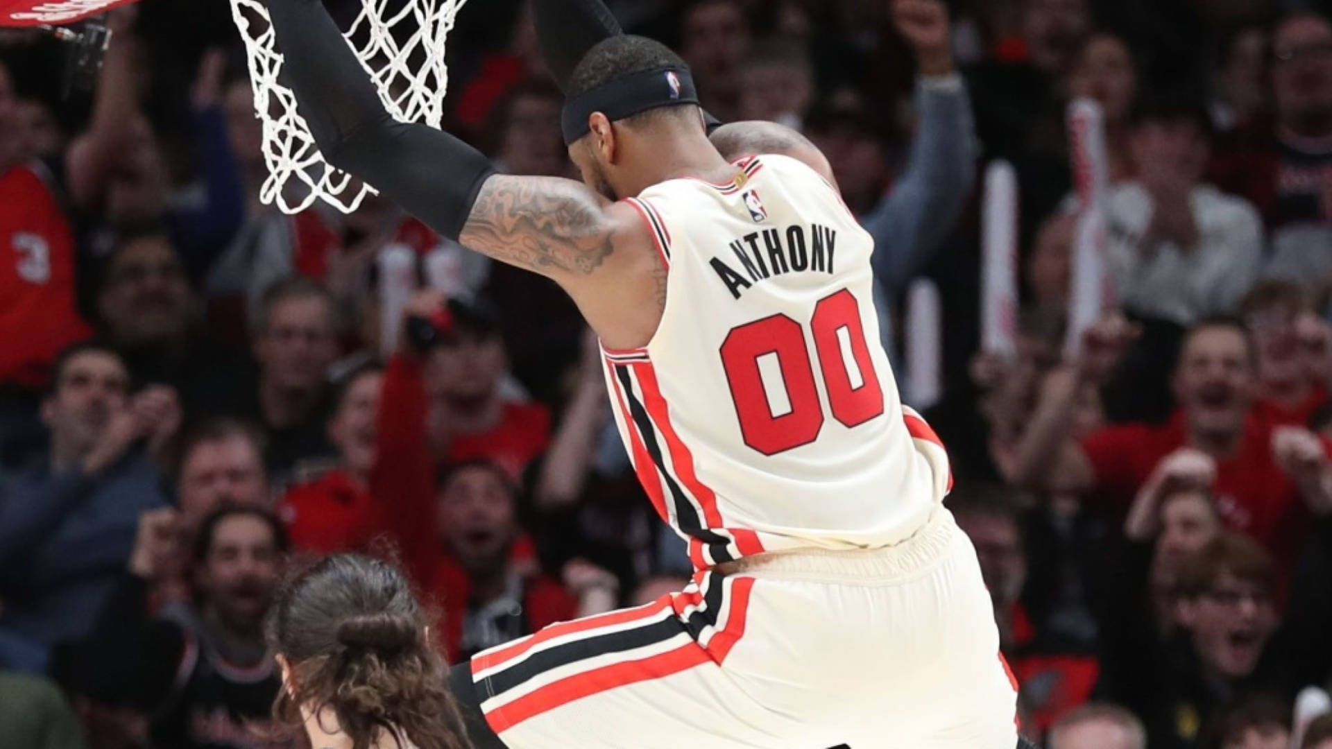 Carmelo Anthony NBA 00 Dunk Wallpaper