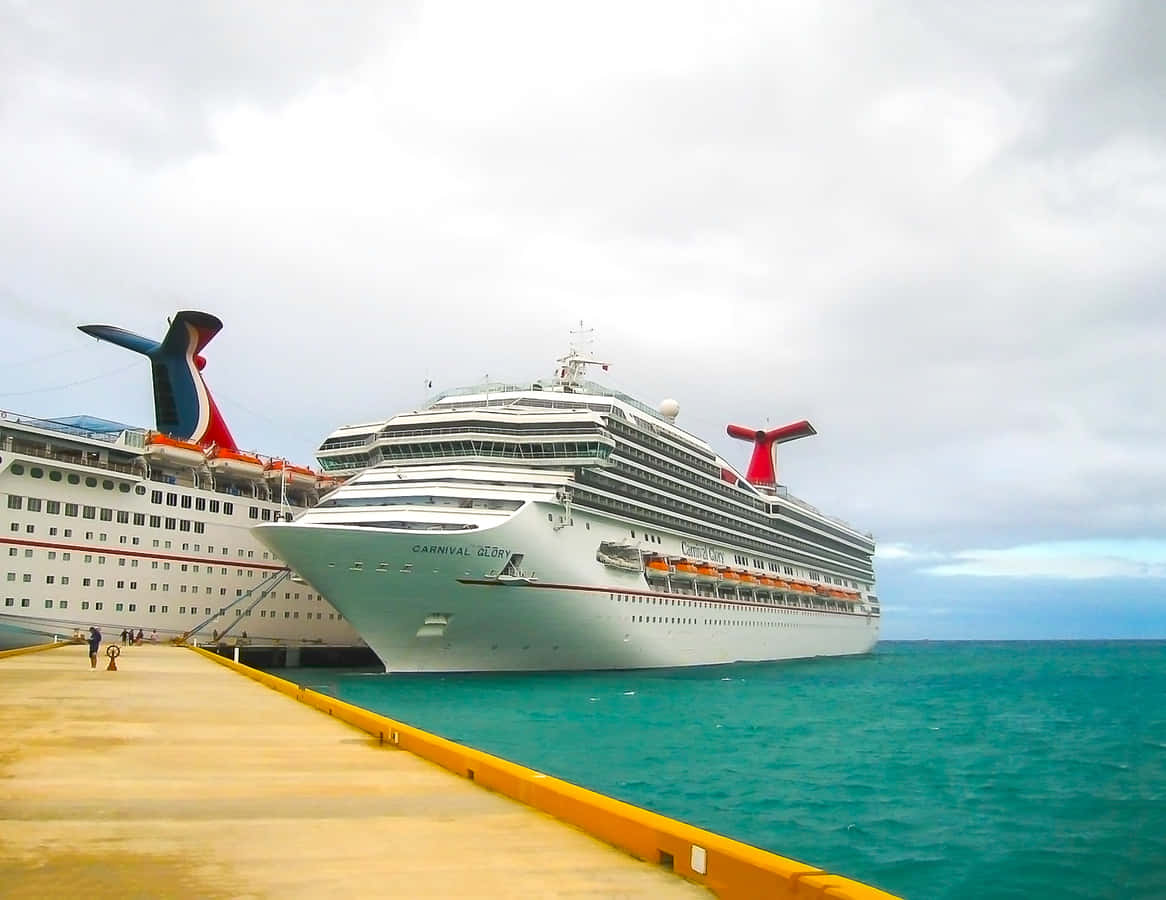 Enjoy a luxurious vacation on Carnival Dream