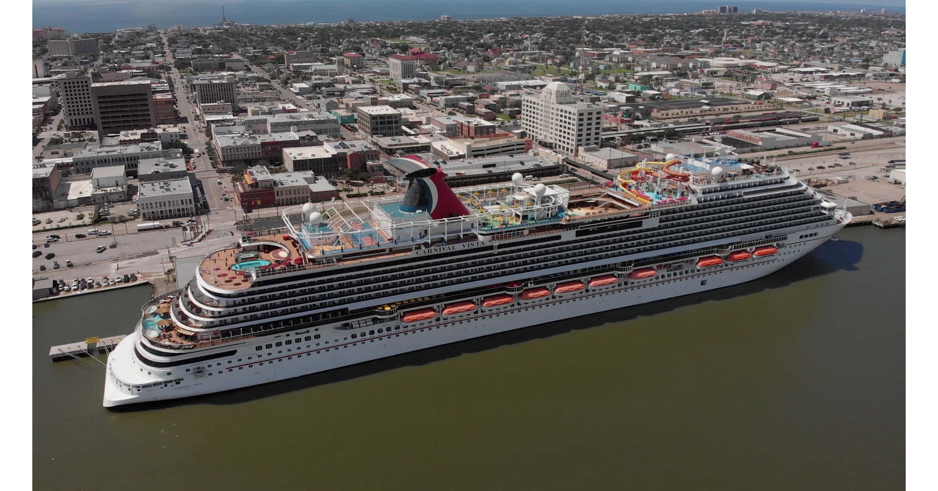 Imagendeja Que Tus Sueños Se Hagan Realidad En El Barco De Ensueño De Carnival Cruise.