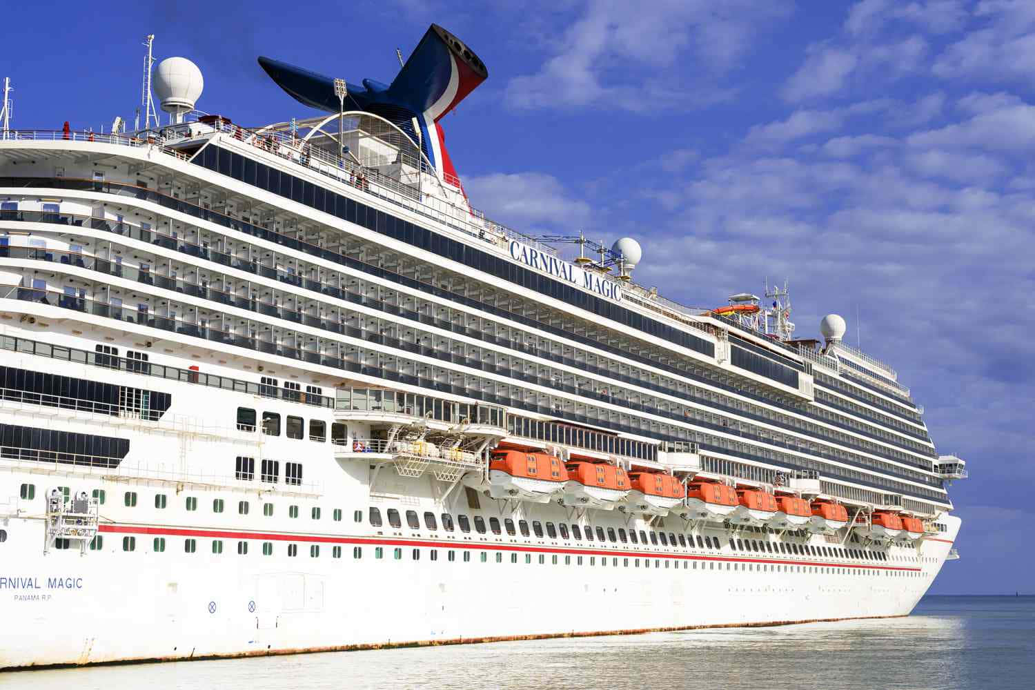 Experience the Magic of a Carnival Cruise