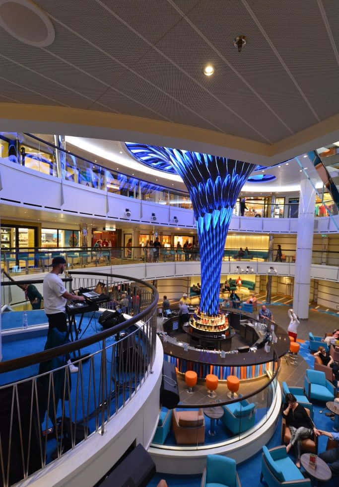 Experience the glory of the seas onboard Carnival Vista
