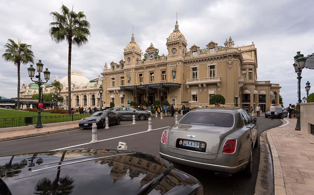 Cars Outside Casino De Monte Carlo Wallpaper