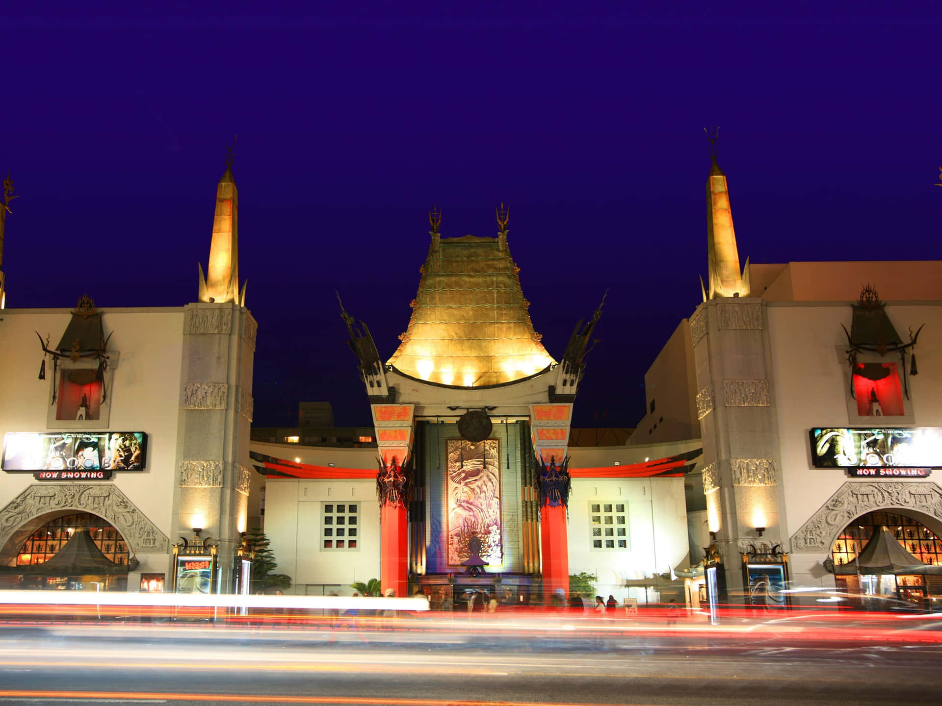 Cars Passing Graumans Chinese Theatre Night Wallpaper