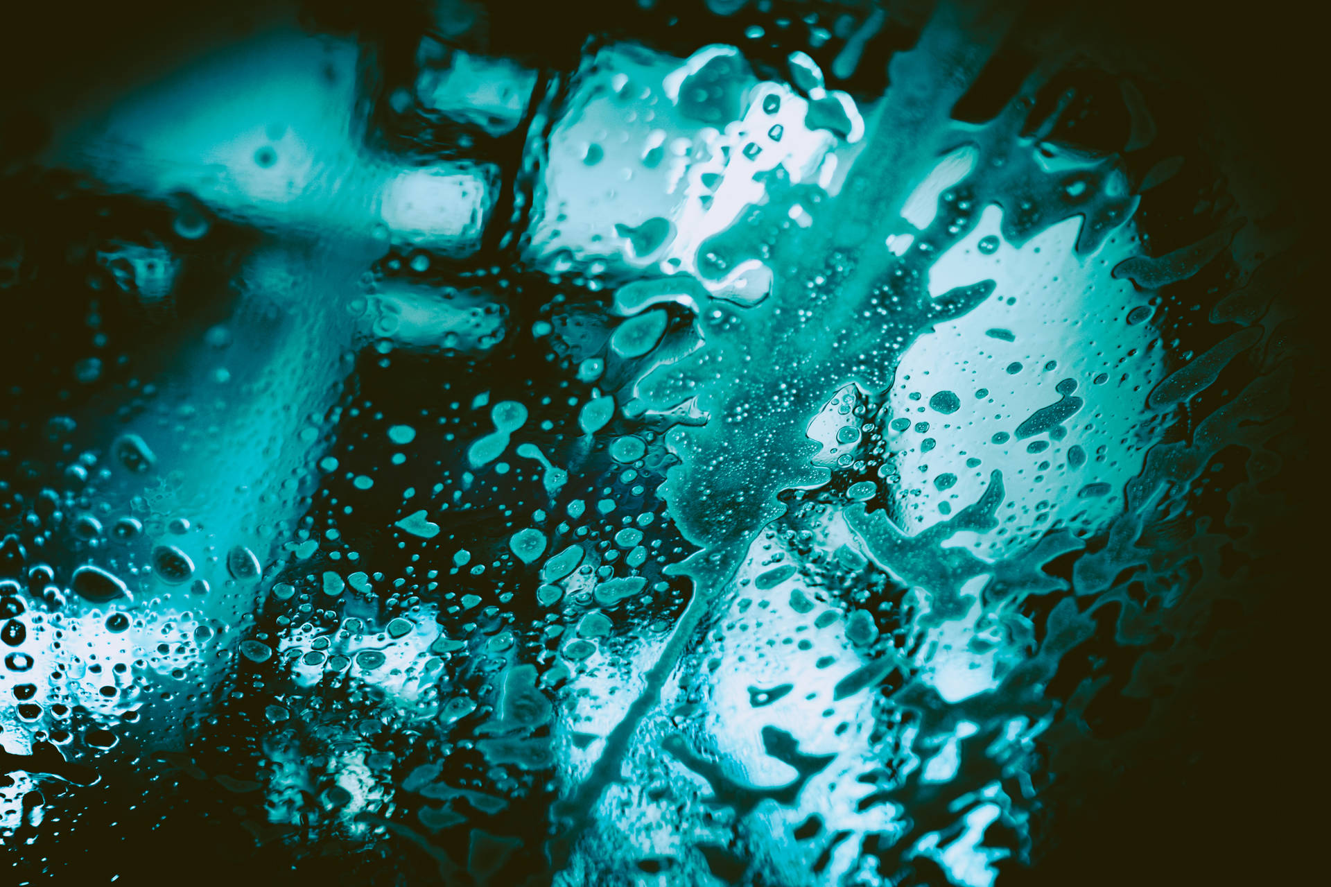 Carwash Water Droplets Wallpaper