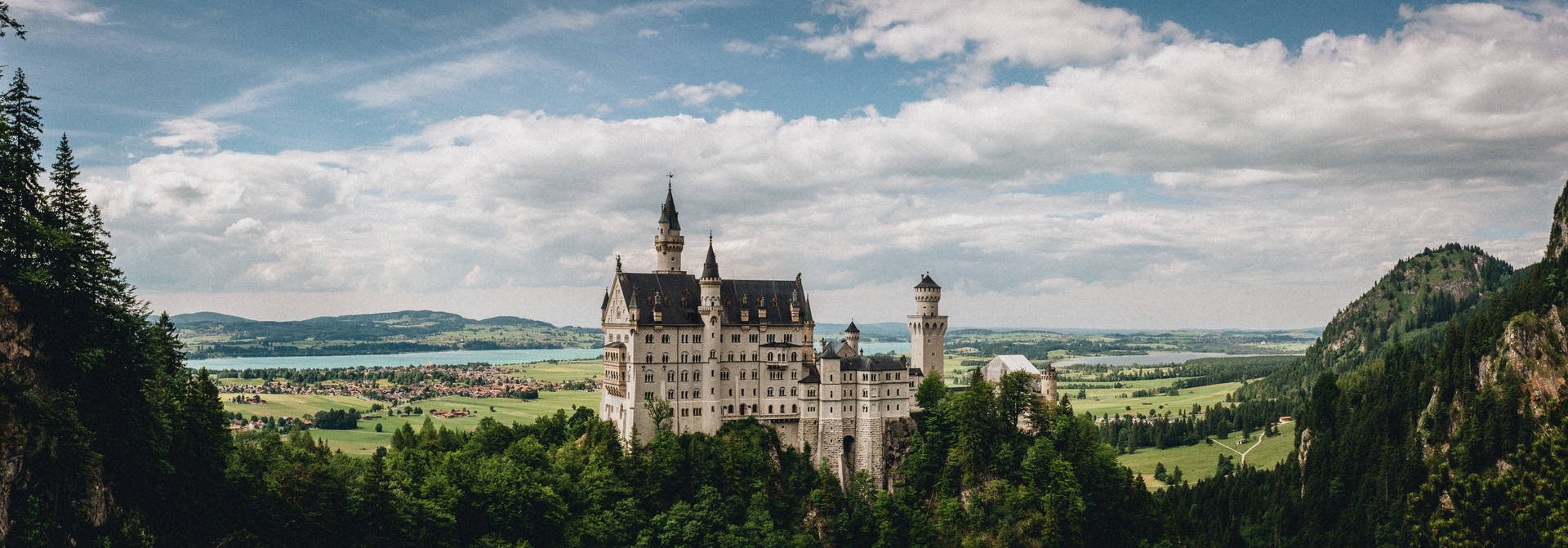 Castle Neuschwanstein Germany Widescreen Picture