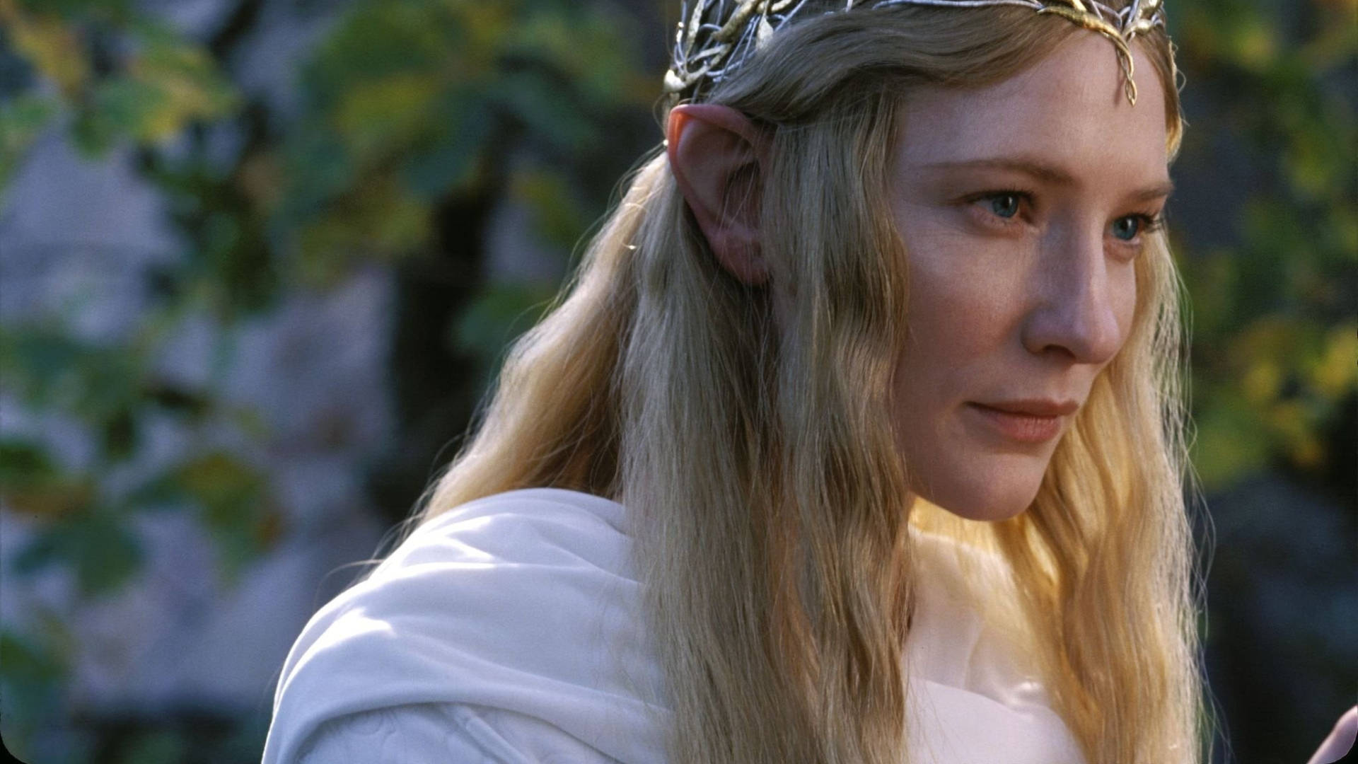 Cate Blanchett As Galadriel Wallpaper