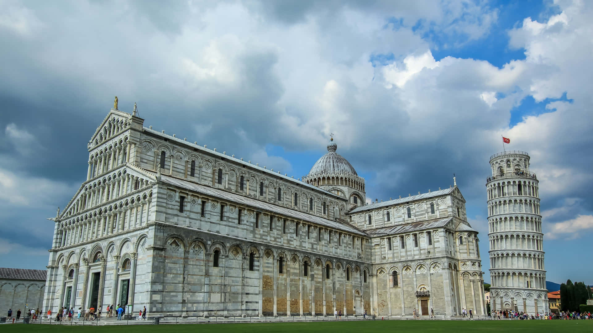 Cathedral And Tower Of Pisa Wallpaper
