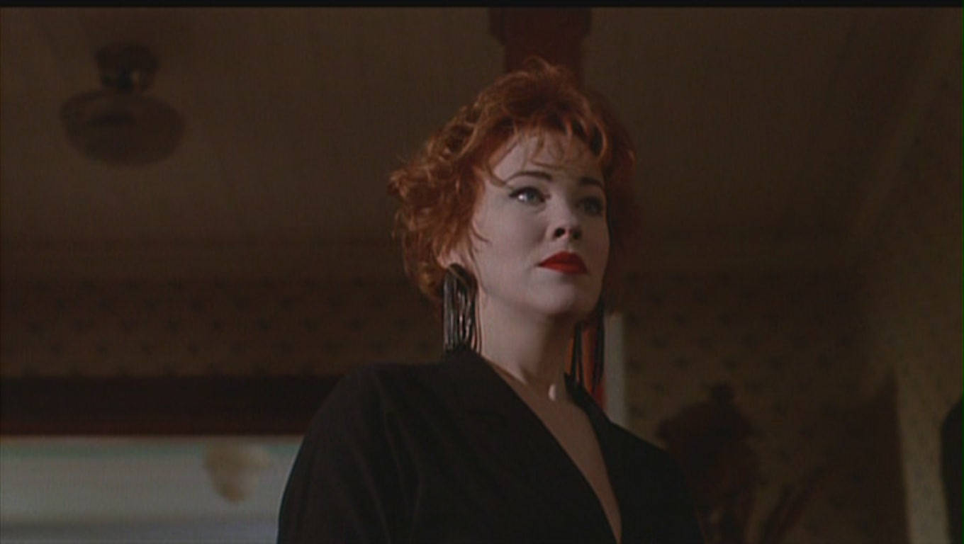 Catherineo'hara Como Delia En Beetlejuice 1988 Fondo de pantalla
