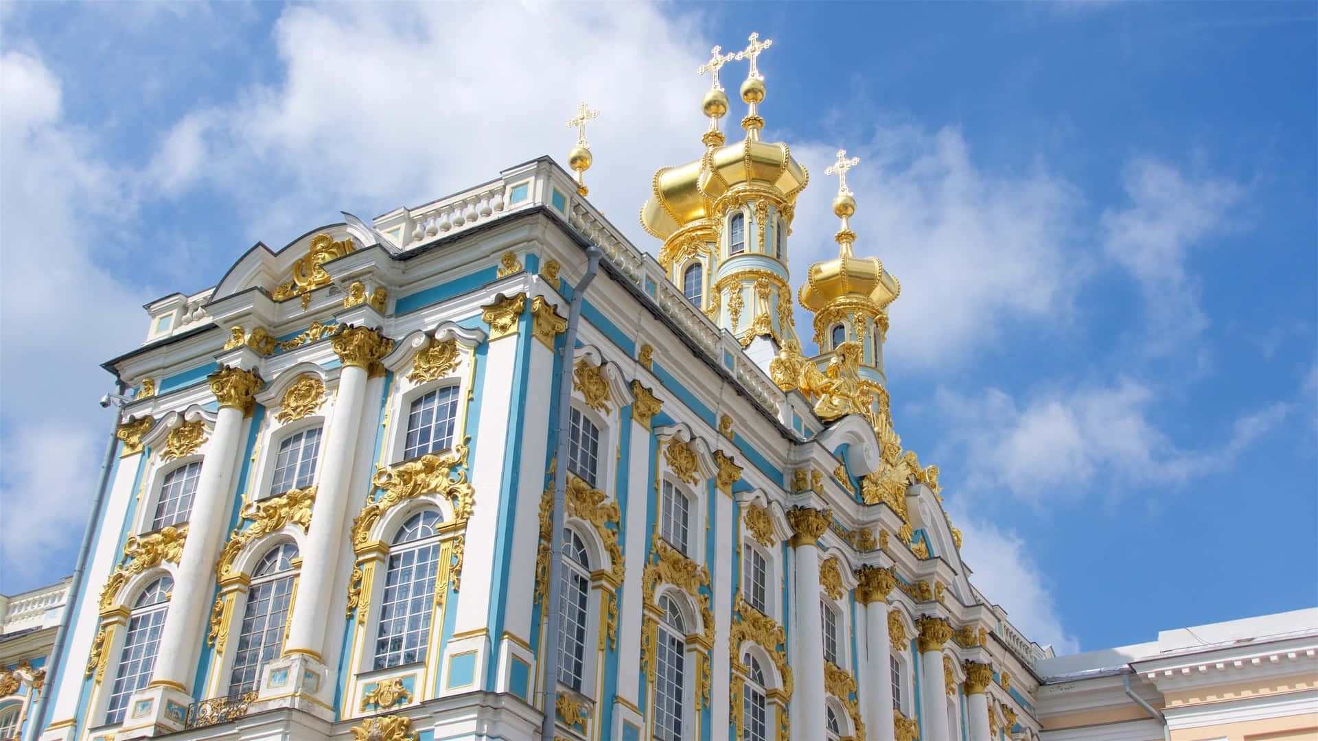 Catherine Palace Golden Crosses Wallpaper