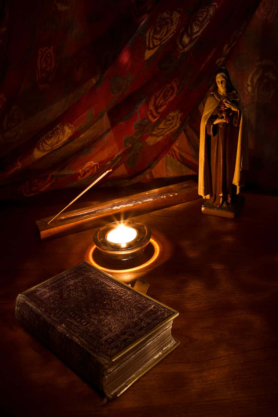 Catholic Devotion Candlelight.jpg Wallpaper