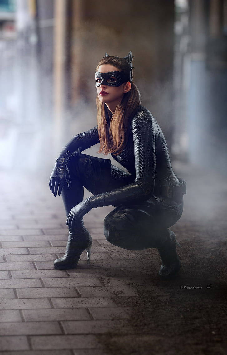 Catwoman Anne Hathaway Wallpaper