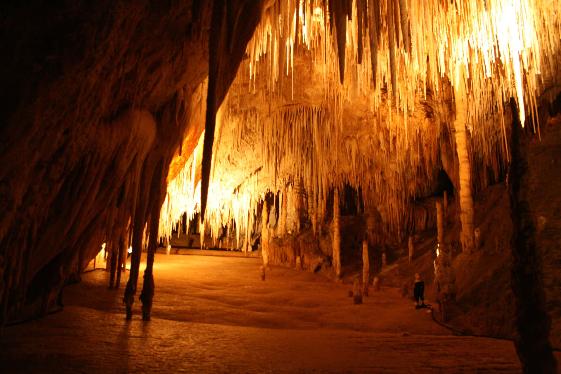 Imagemem Caverna Com Dimensões De 3888 X 2592.