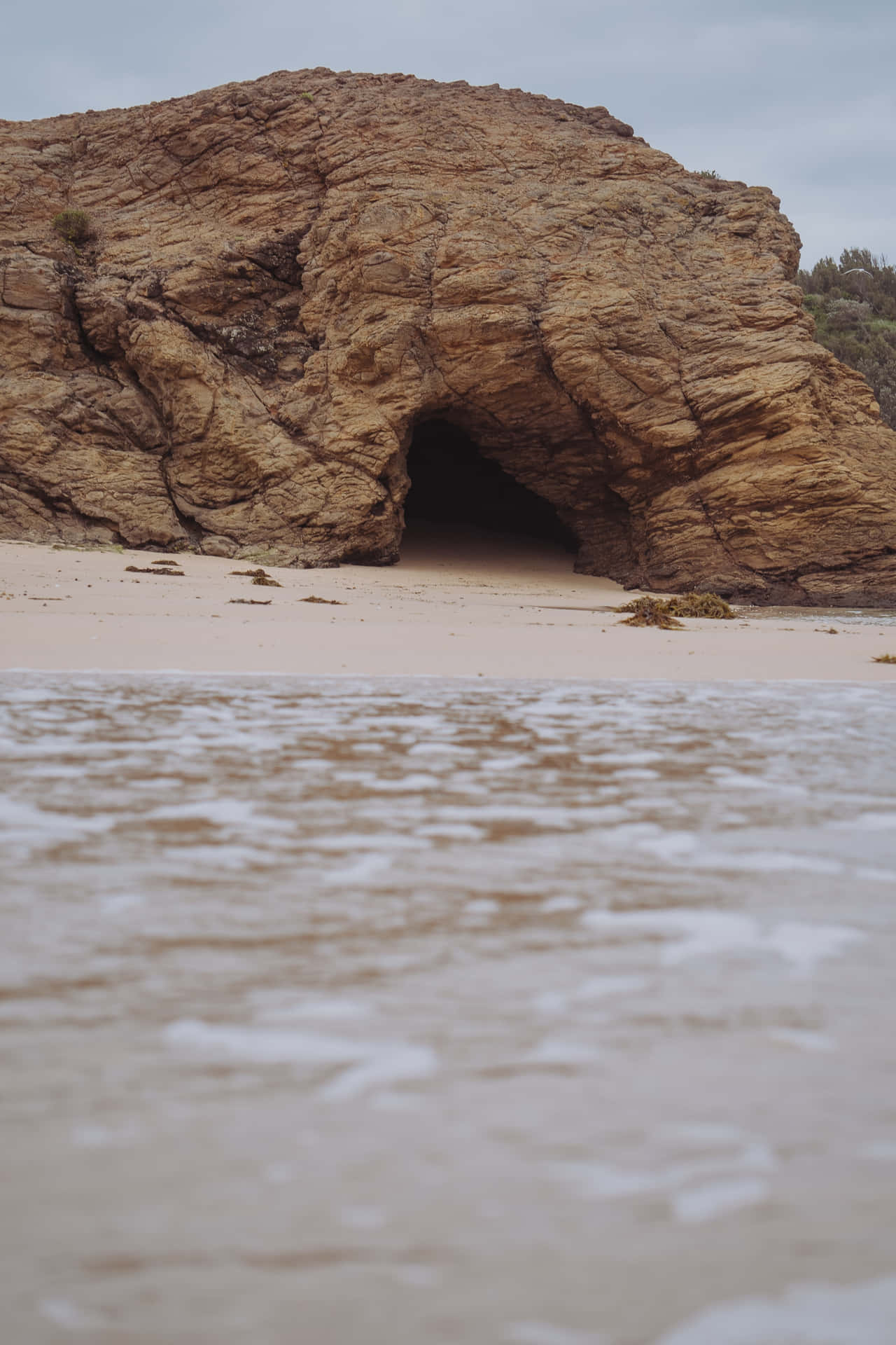 Unavista Incredibile Di Una Grotta Affascinante