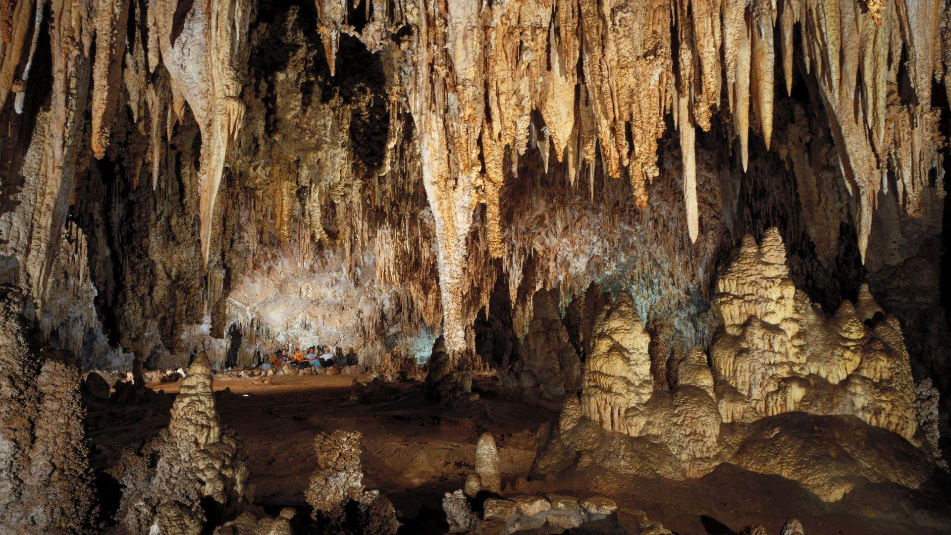 Strutturedi Grotte Del Parco Nazionale Di Carlsbad Caverns Sfondo