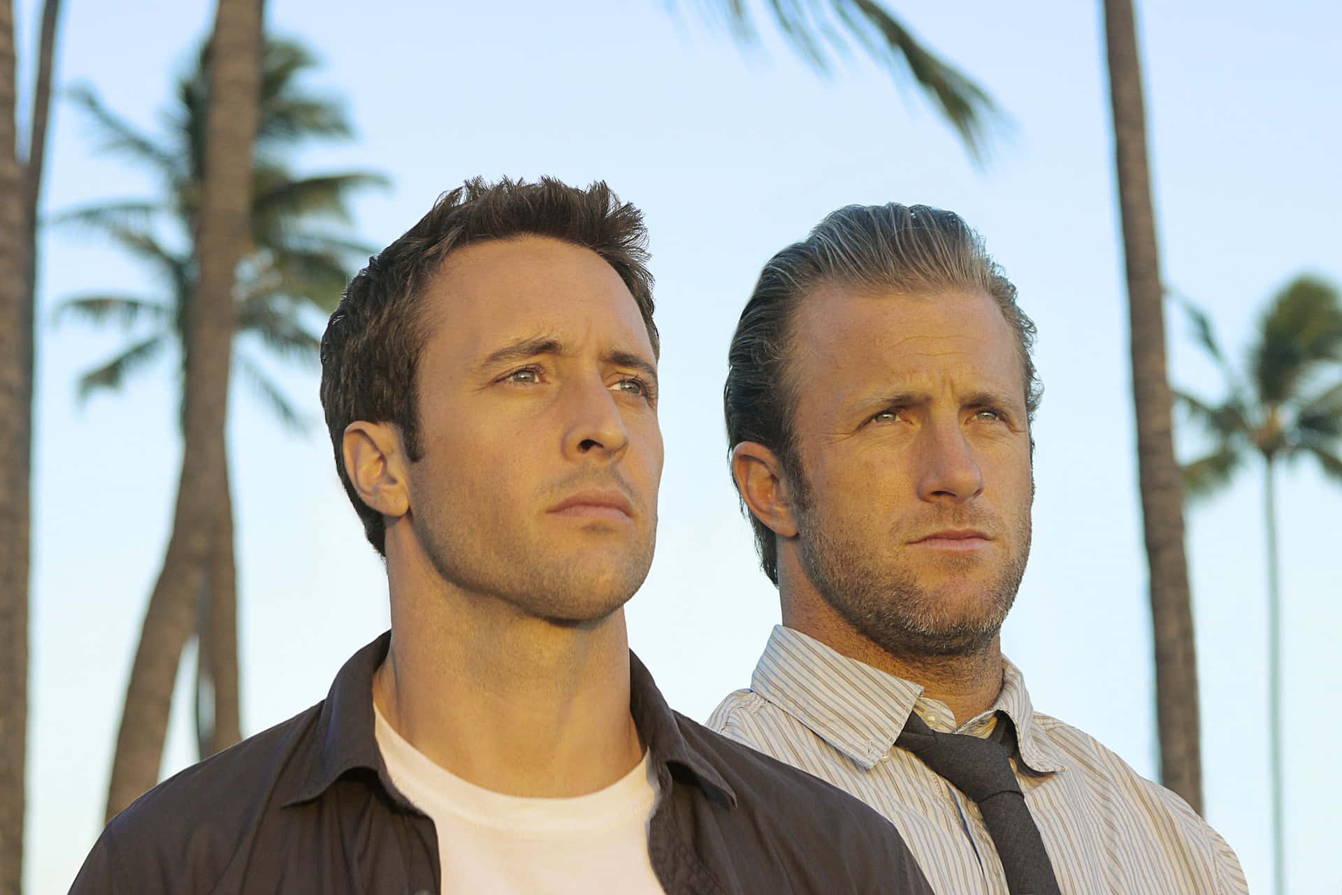 Hollywood Actors Scott Caan and Alex O'Loughlin Posing for a Photoshoot Wallpaper