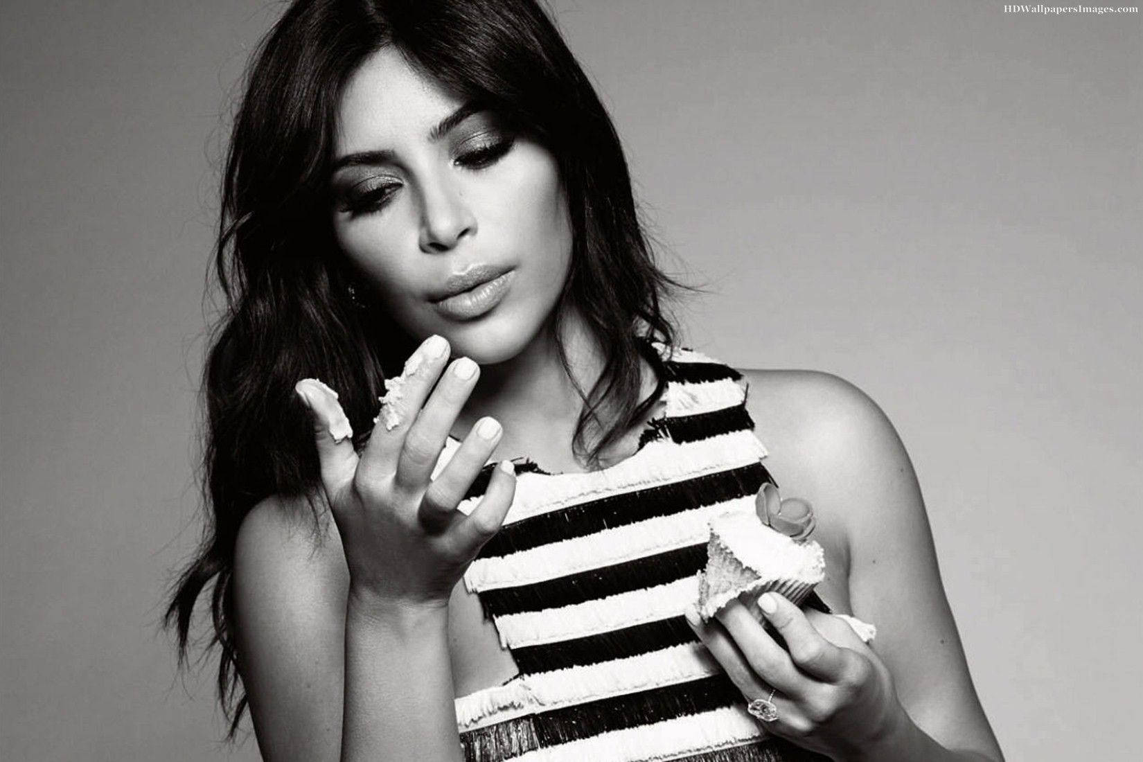 Celebrity Kim Kardashian In Black And White Striped Shirt