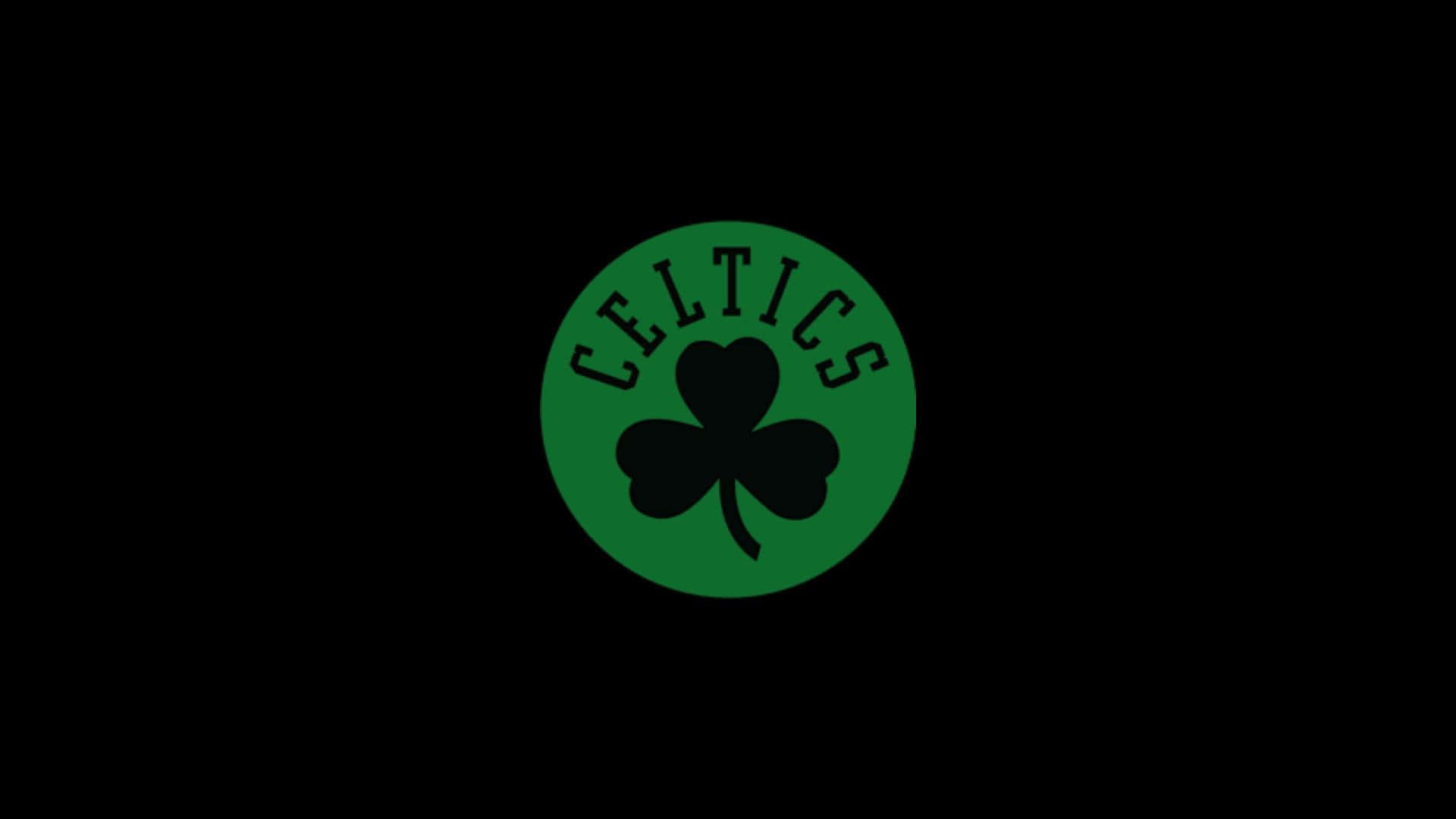 Klassisk Celtics Logo på Sort Baggrund Wallpaper