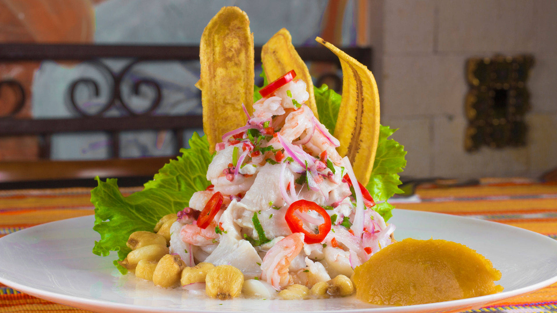 Ceviche With Fancy Banana Plating Wallpaper