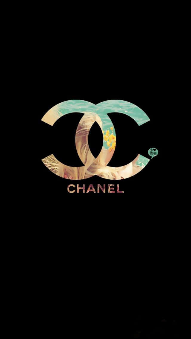 Llamala Atención Con El Estilo Listo Para La Pasarela De Las Emblemáticas Piezas De Chanel.