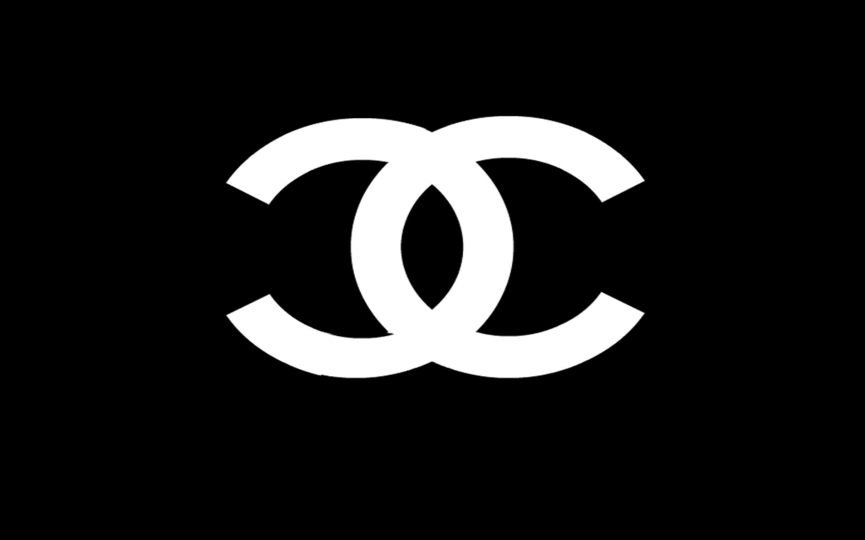 Detikoniske Chanel-logo På En Klassisk Hvid Baggrund.