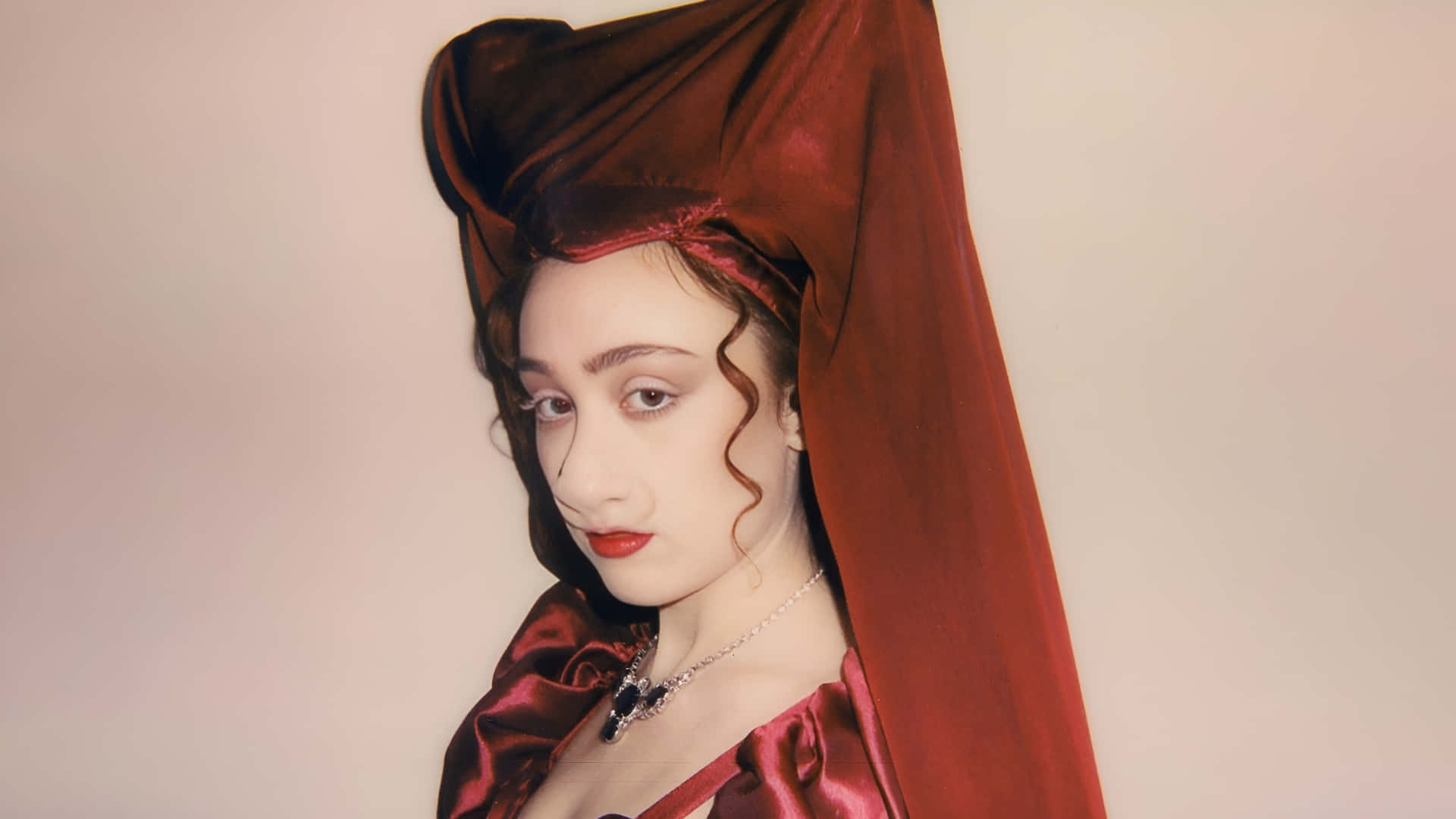 Estilo Único De Chappell Roan Fondo de pantalla