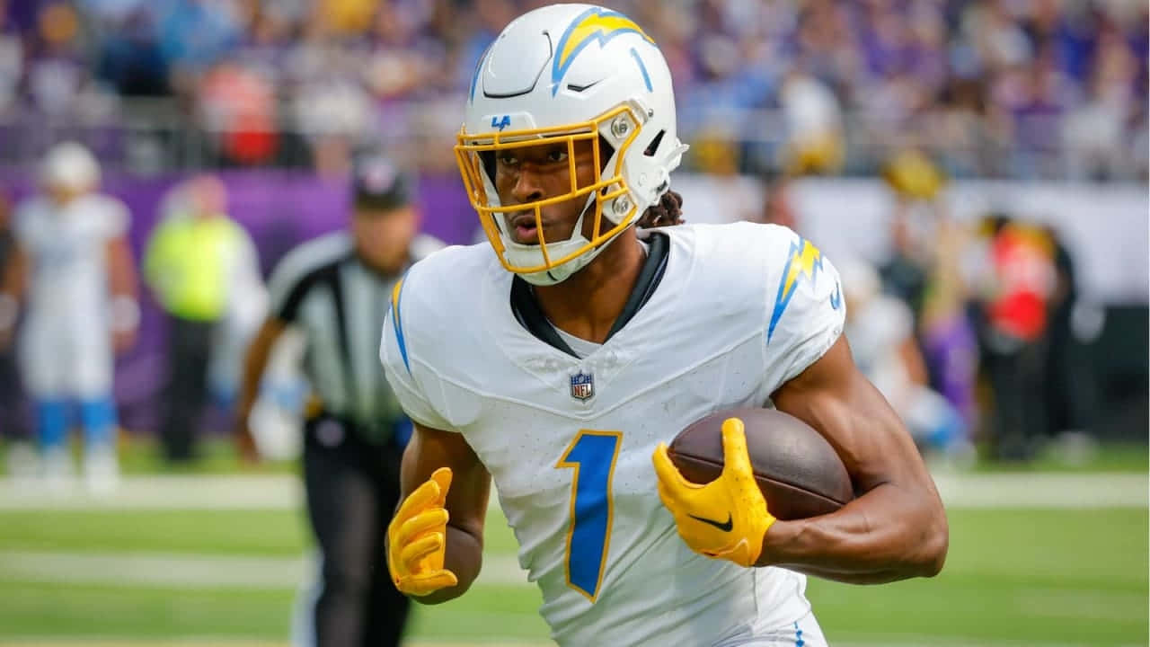 Chargers Player In Action Wallpaper