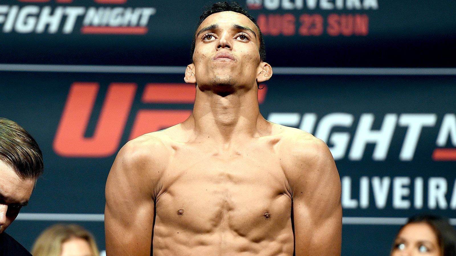 Charles Oliveira Weigh-In Wallpaper