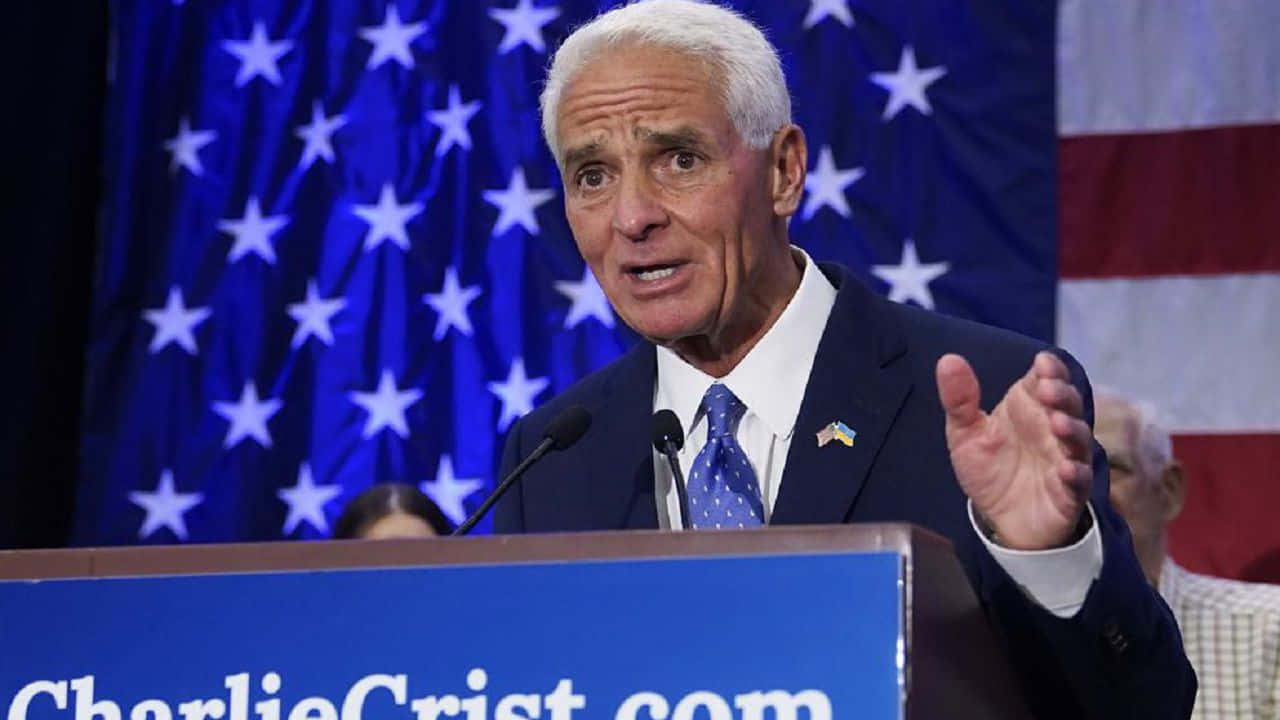 Charlie Crist during an impassioned speech Wallpaper