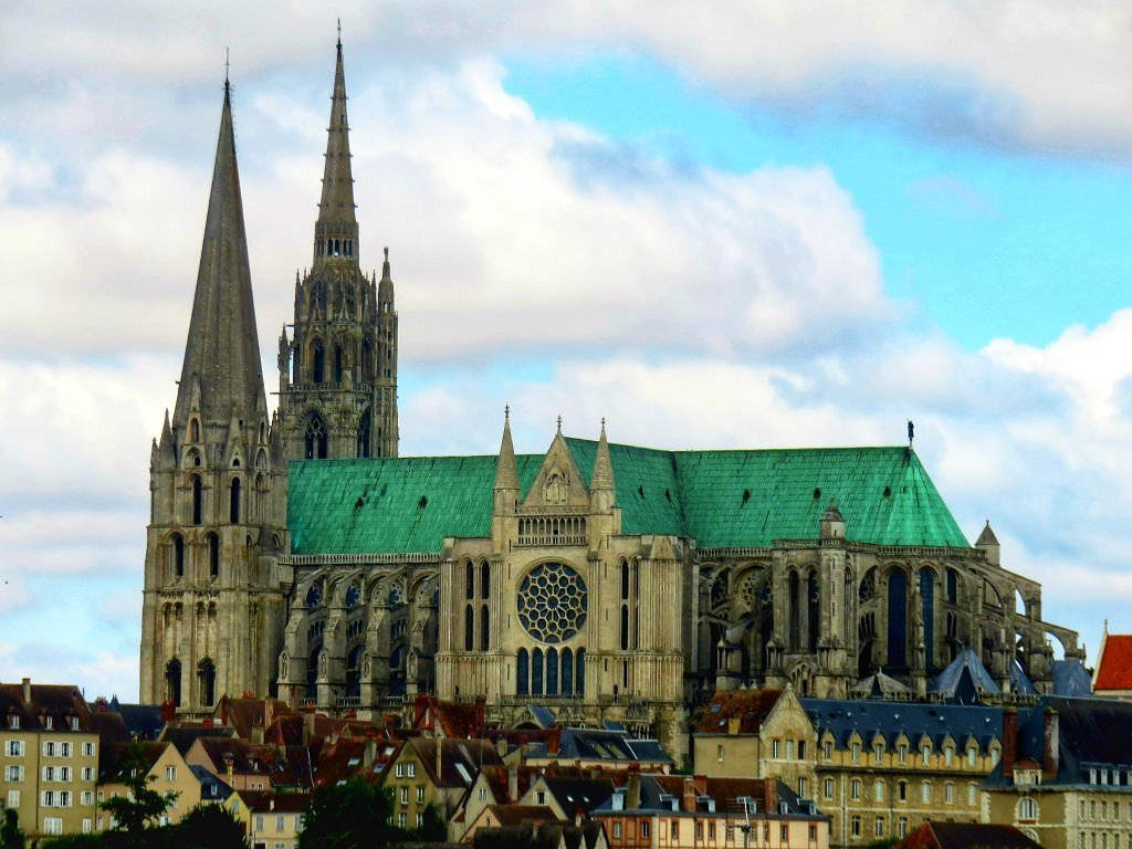Chartres Cathedral As Massive Monument Wallpaper