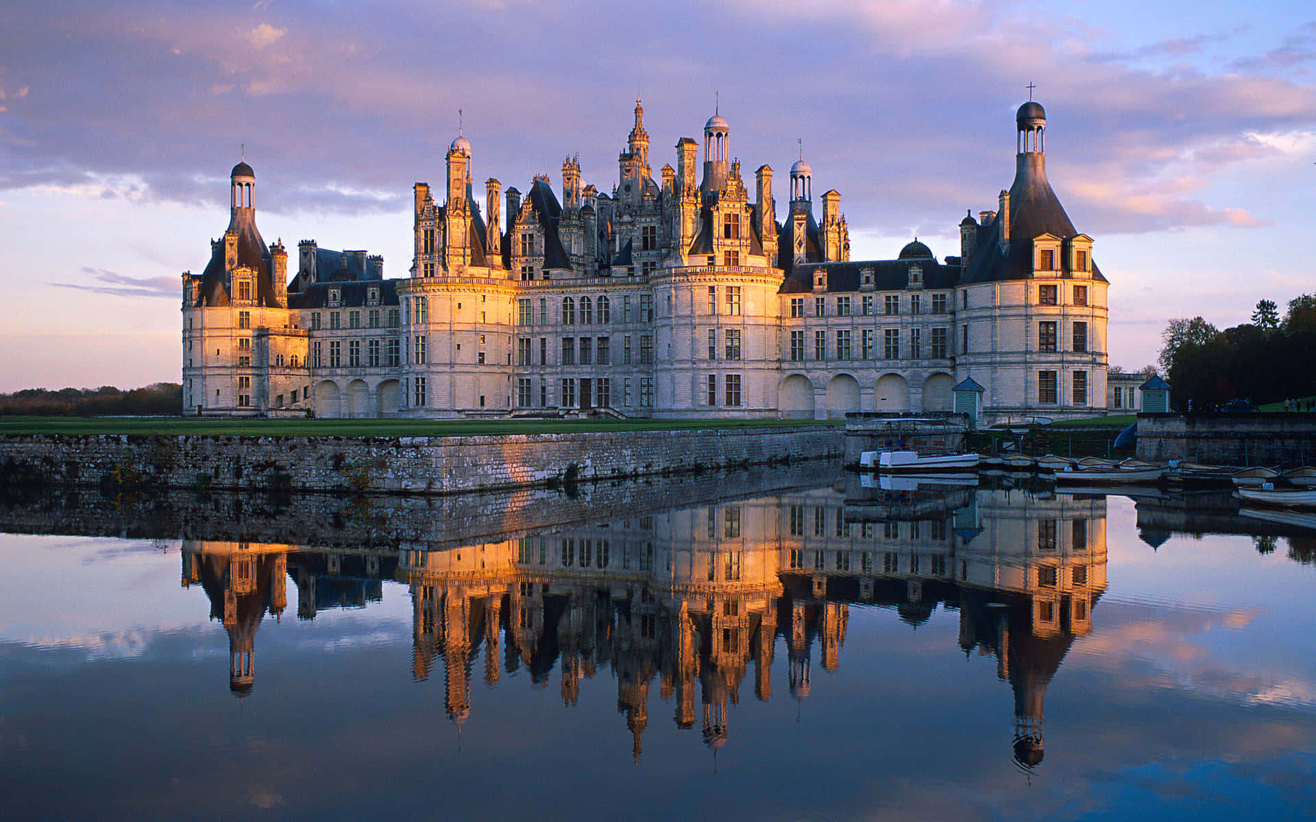 Chateau De Chambord Beautiful Afternoon Photography Wallpaper