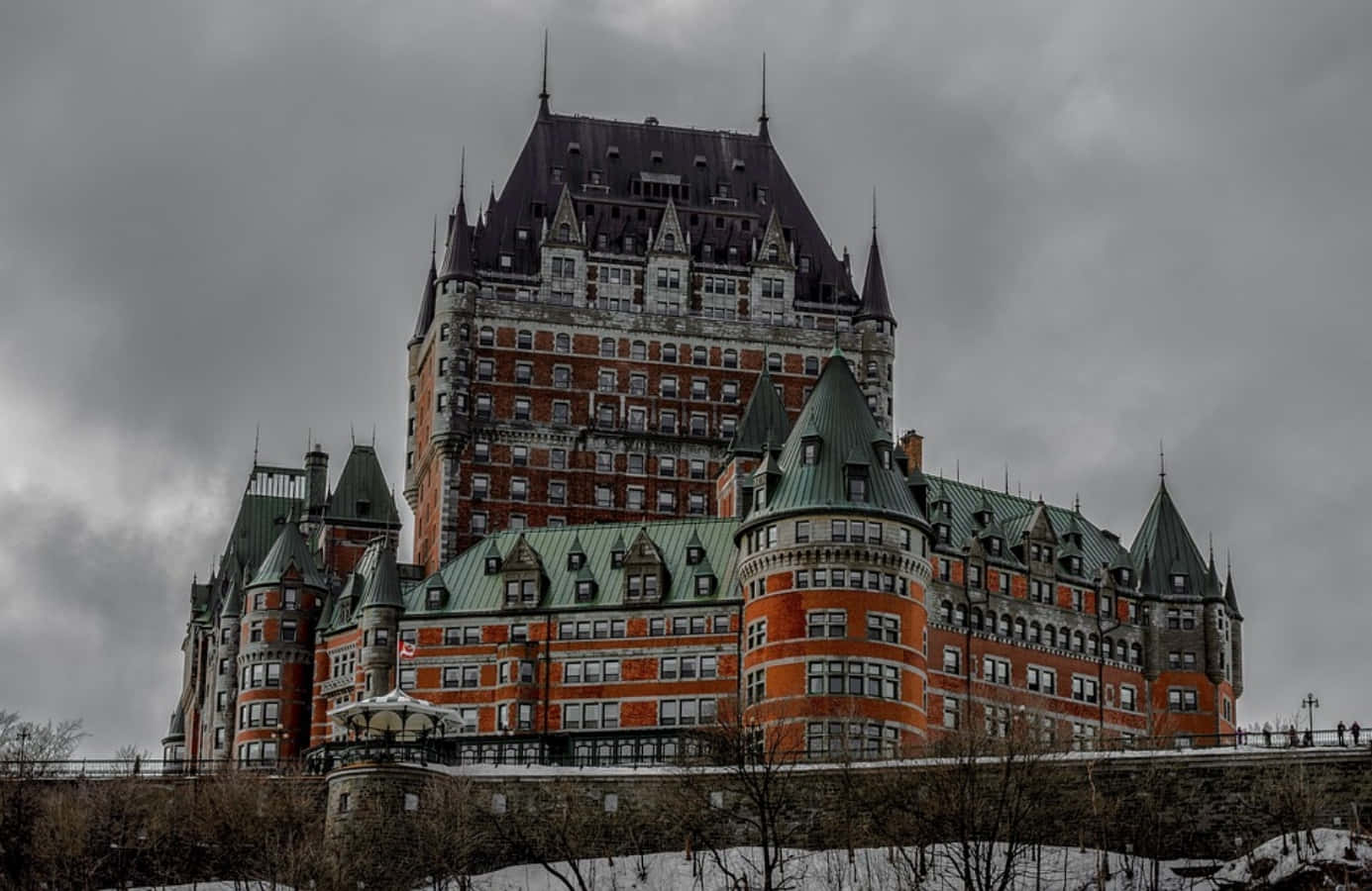 Chateau Frontenac Overcast Sky Wallpaper
