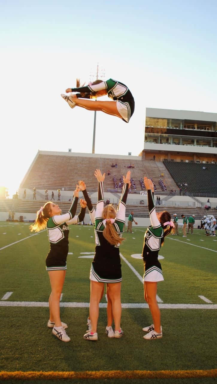 Cheerleaders,cool Air Throw Bild.