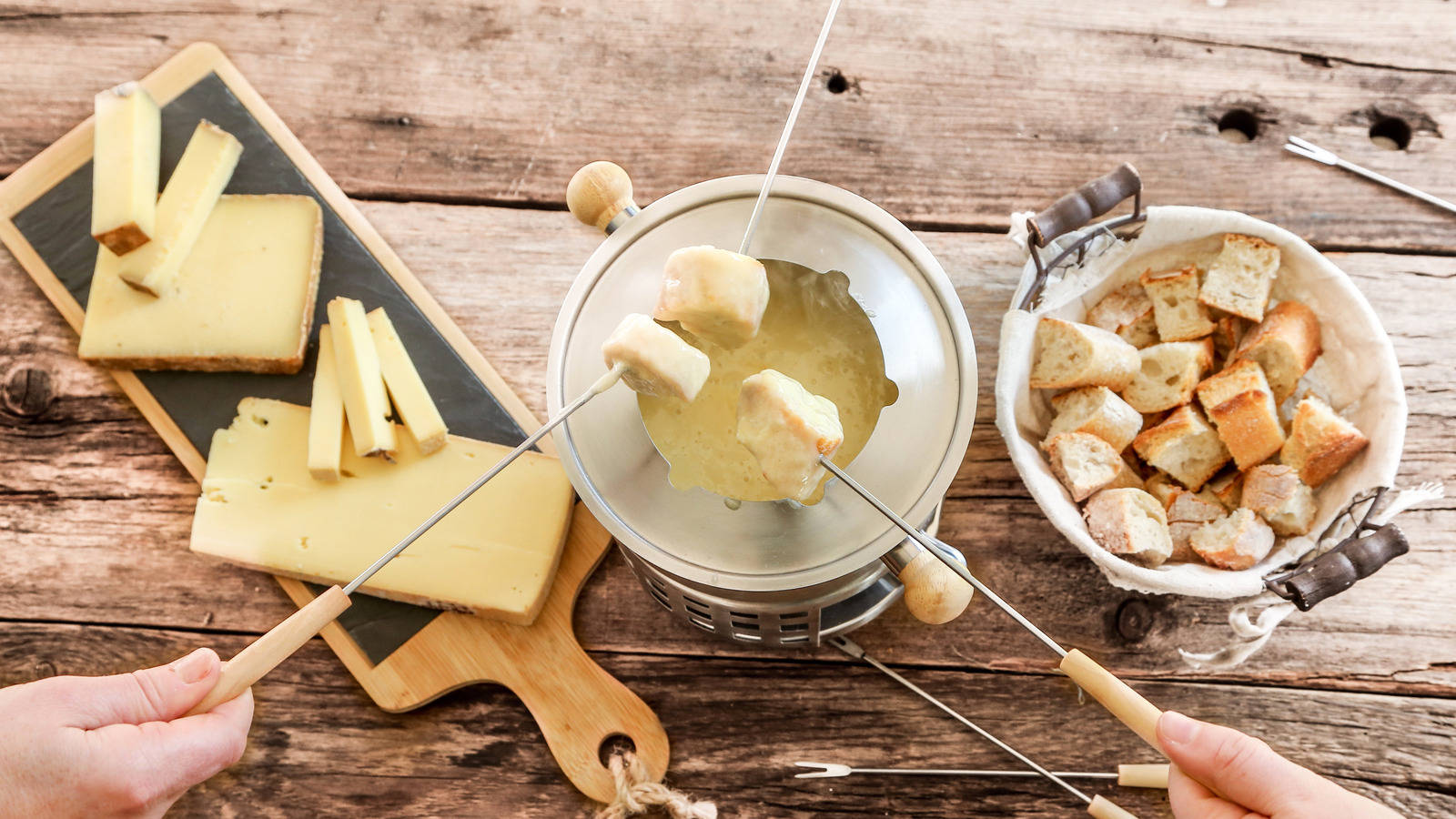 A Mouthwatering Cheese Fondue Feast Wallpaper
