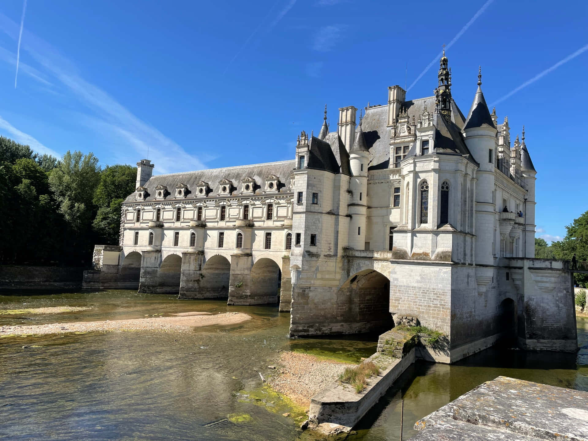 Chenonceau Dry River Picture