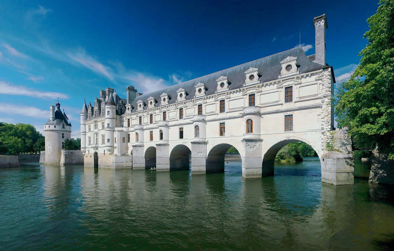 Chenonceau Rippled River Picture