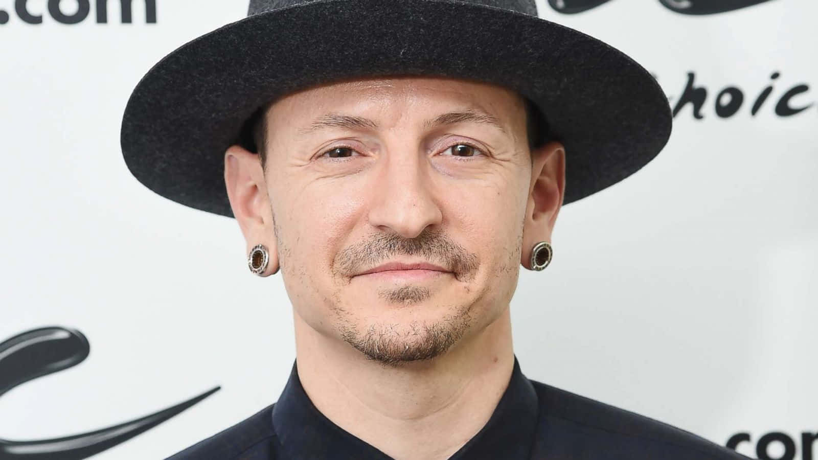 Chester Bennington Portrait Wallpaper