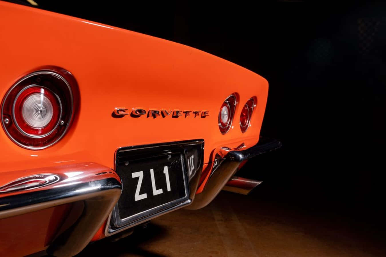 Impresionantechevrolet Corvette Zl1 En Naranja Vibrante. Fondo de pantalla