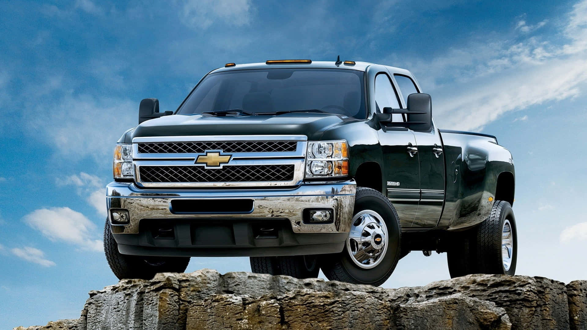 Chevrolet Silverado On Rocks Wallpaper