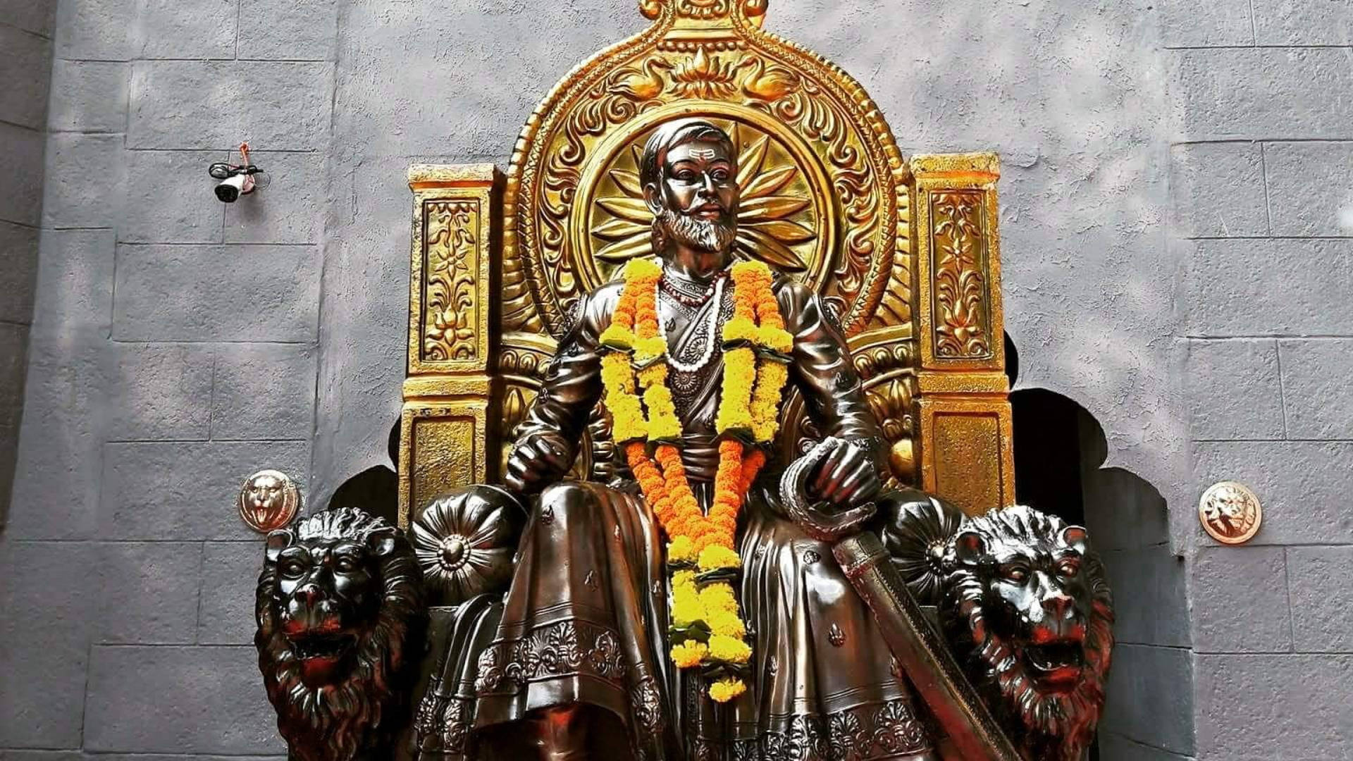 Chhatrapati Shivaji Maharaj Bronze Statue Wallpaper