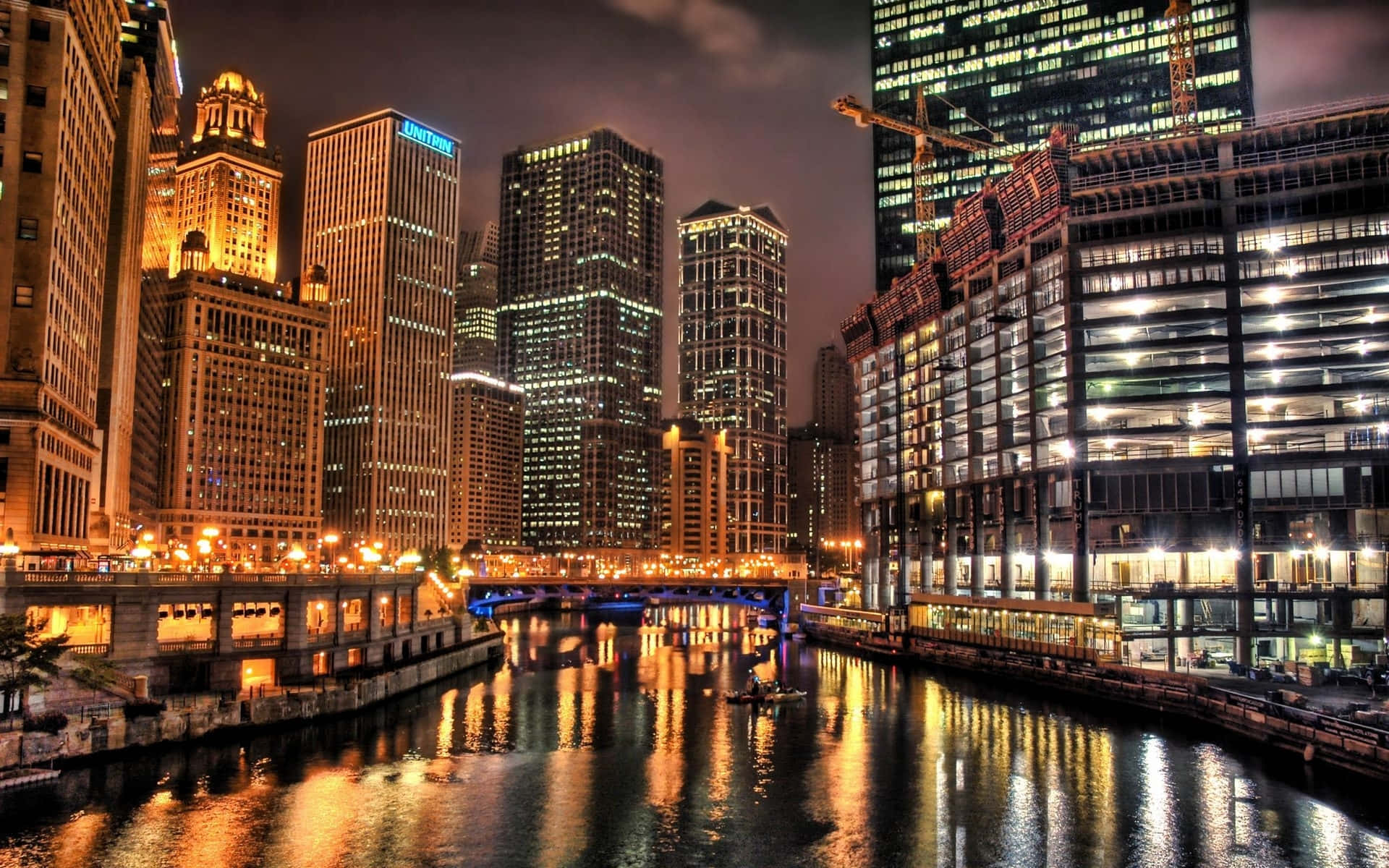 Dieprächtigen Lichter Der Nächtlichen Chicago City Wallpaper