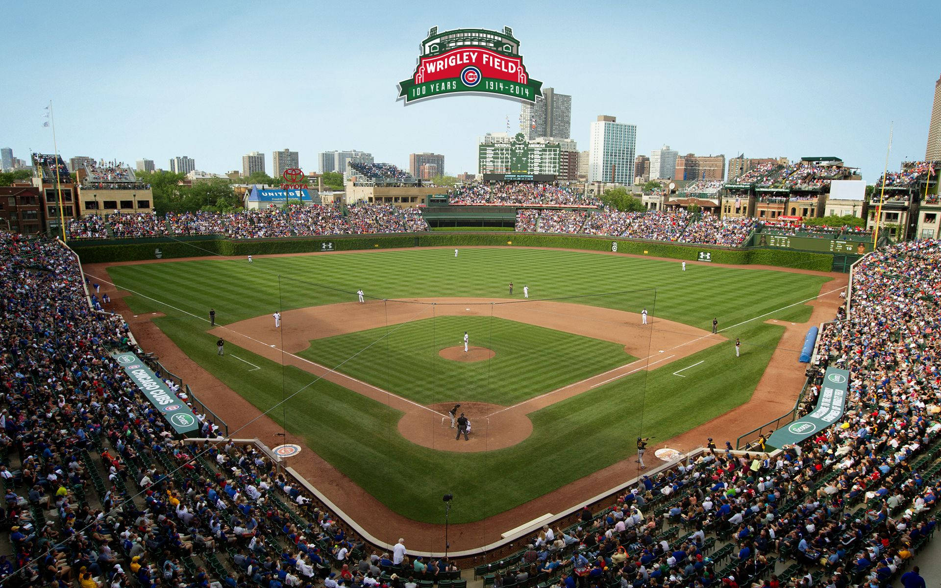 Chicago Cubs Team In Wrigley Field Wallpaper