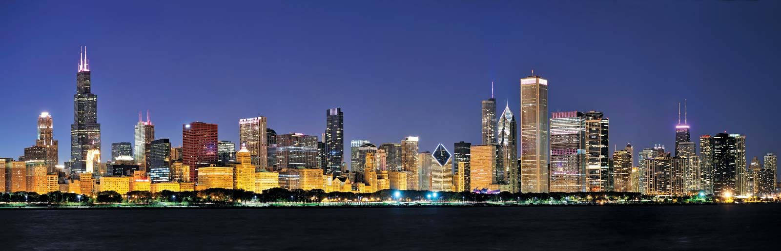 Edificiosdel Lago En Chicago, Illinois De Noche. Fondo de pantalla