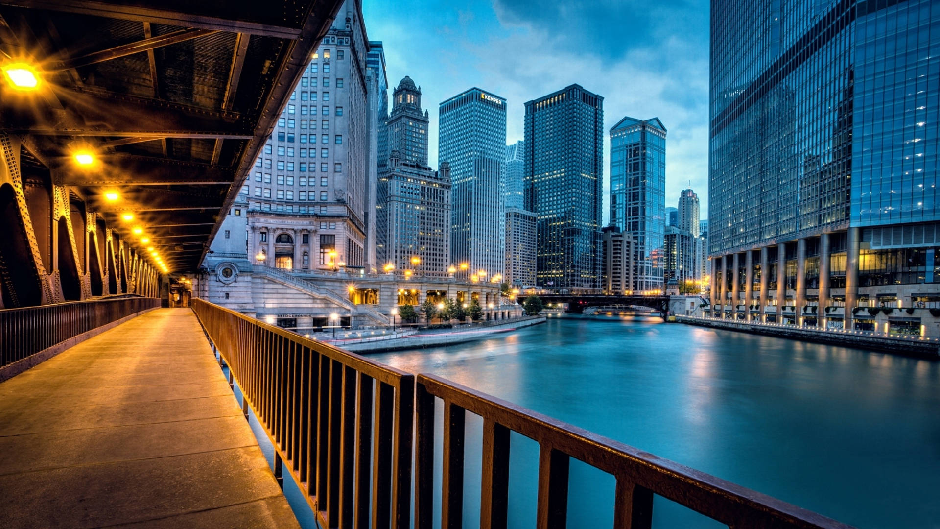 Chicago River And Street Lights City Background Wallpaper