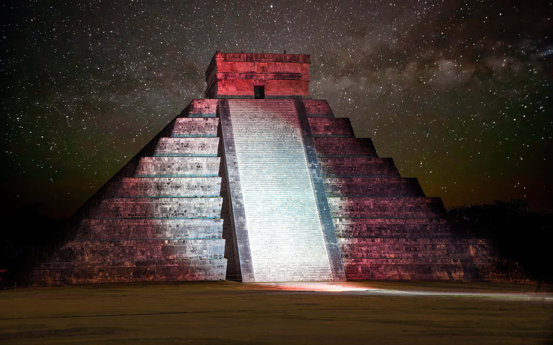Chichen Itza Mexico El Castillo Spotlight Wallpaper