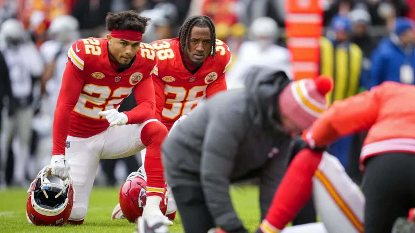Chiefs Players Sideline Concentration Wallpaper