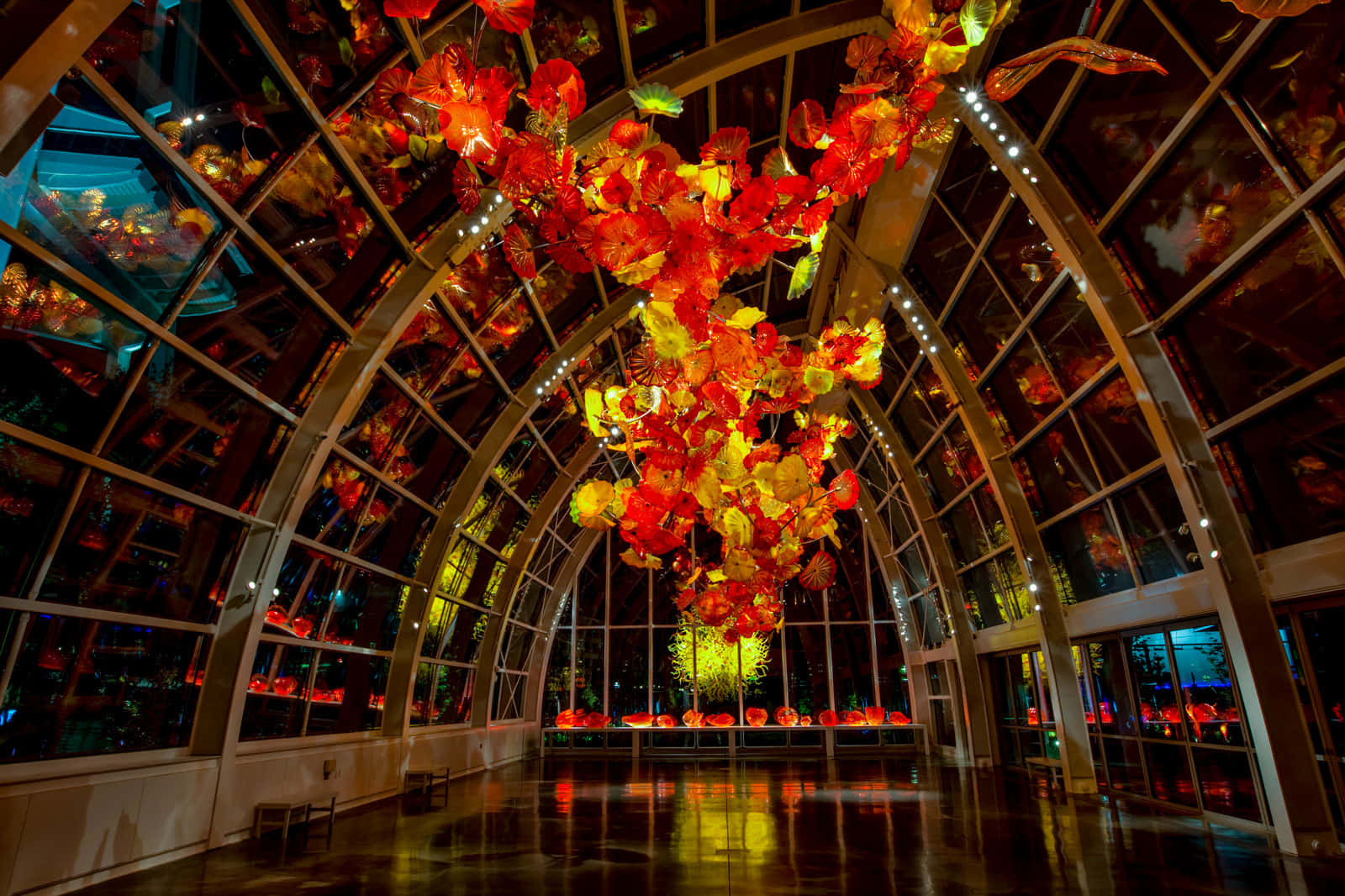 Chihuly Glasshouse Evening Glow Wallpaper